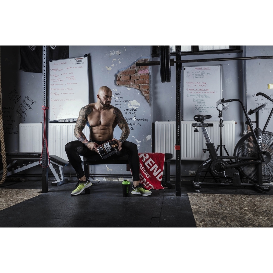 پروتئین وی ناترند Nutrend DELUXE 100% WHEY 7 مکمل پروتئین وی 100% دلوکس ناترند