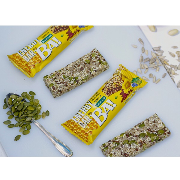 انرژی بار غلات پنج دانه و عسل باکالند 6.1 گرم پروتئین Bakalland Energy Bar With 5 Seeds And Honey 2 انرژی بار غلات پنج دانه و عسل باکالند 6.1 گرم پروتئین Bakalland Energy Bar With 5 Seeds And Honey