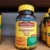 منیزیم گلیسینات 200 میلی گرم نیچرمید High Absorption Magnesium Glycinate Capsules 200 mg Nature Made 6 منیزیم گلیسینات 200 میلی گرم نیچرمید High Absorption Magnesium Glycinate Capsules 200 mg Nature Made