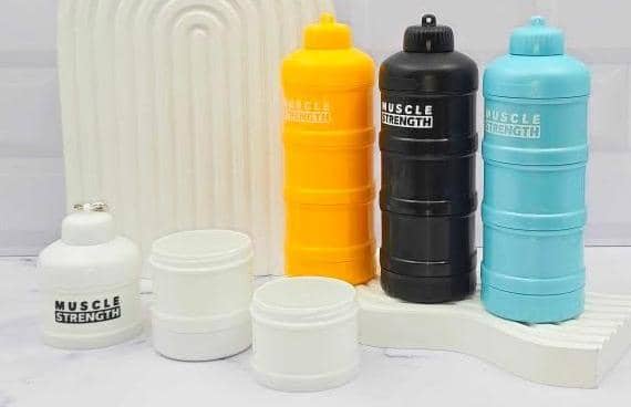 قیف پروتئین 4 تیکه MUSCLE STRENGTH مشکی، آبی و سفید رنگ 3 قیف پروتئین 4 تیکه MUSCLE STRENGTH مشکی، آبی و سفید رنگ